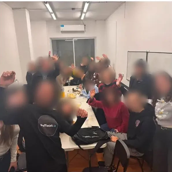 El grupo al cierre de una de las clases.